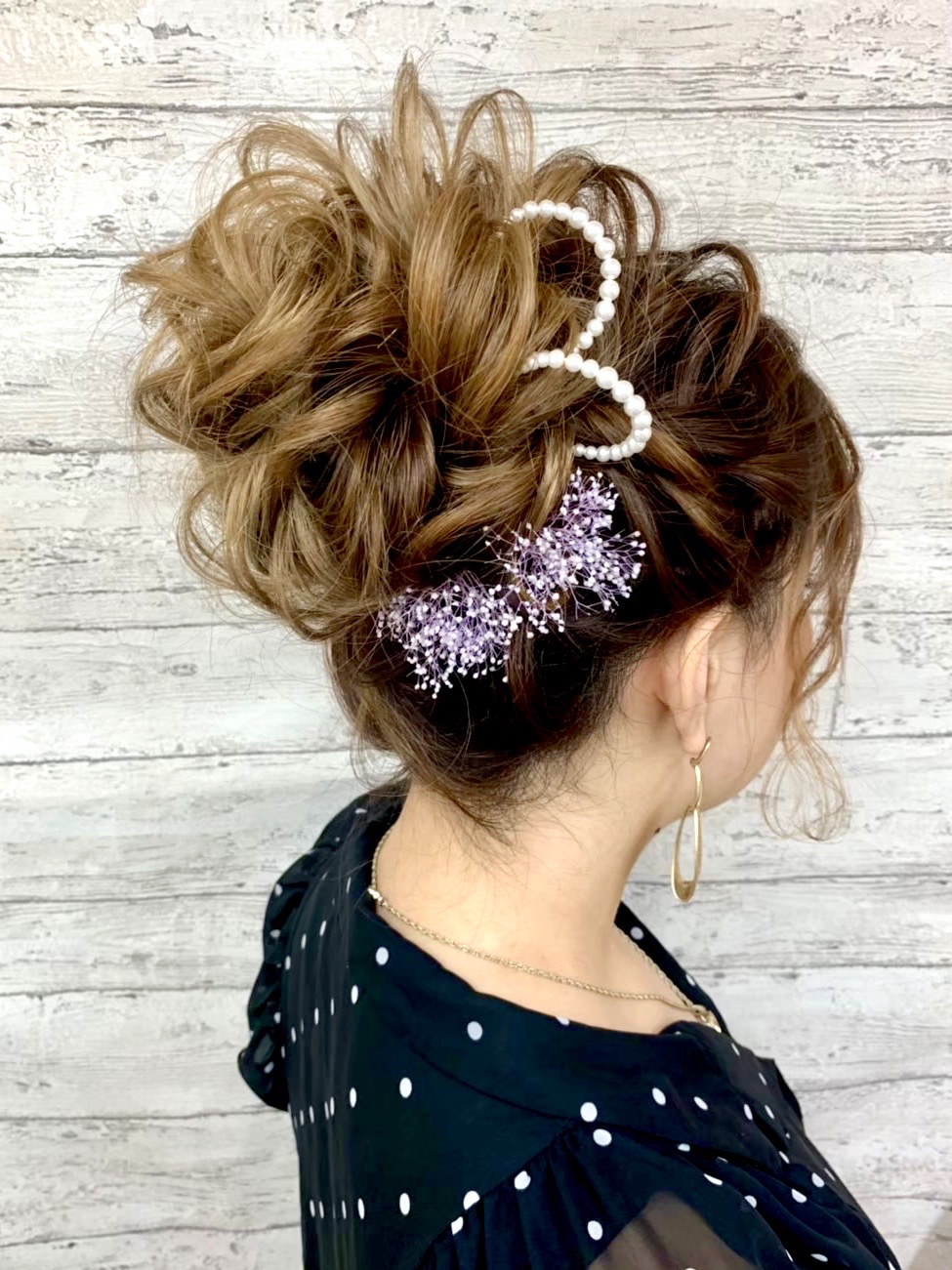 高めのまとめアップスタイル 結婚式などにっ 新宿歌舞伎町の美容室 Hair Set Up S ヘアセット メイク 着付け