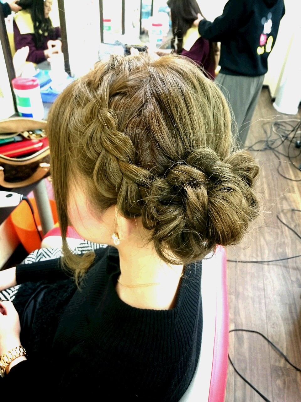 ゆる編み込みサイド メッシーバン アップスタイル 新宿歌舞伎町の美容室 Hair Set Up S ヘアセット メイク 着付け