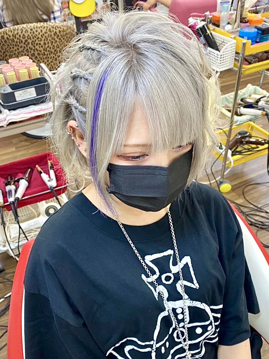 カッコイイ系 スジ盛りサイド三つ編み込み 新宿歌舞伎町の美容室 Hair Set Up S ヘアセット メイク 着付け