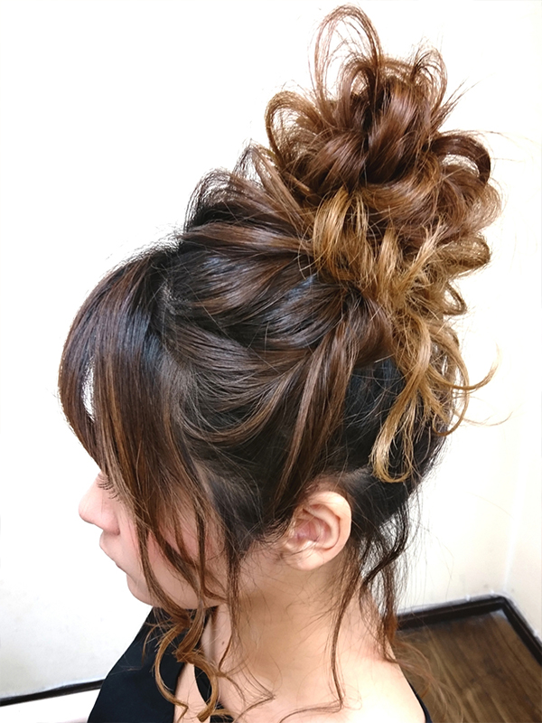 ☆彡ふんわり可愛く高めアップ『ルーズなお団子ヘアアップ♪』