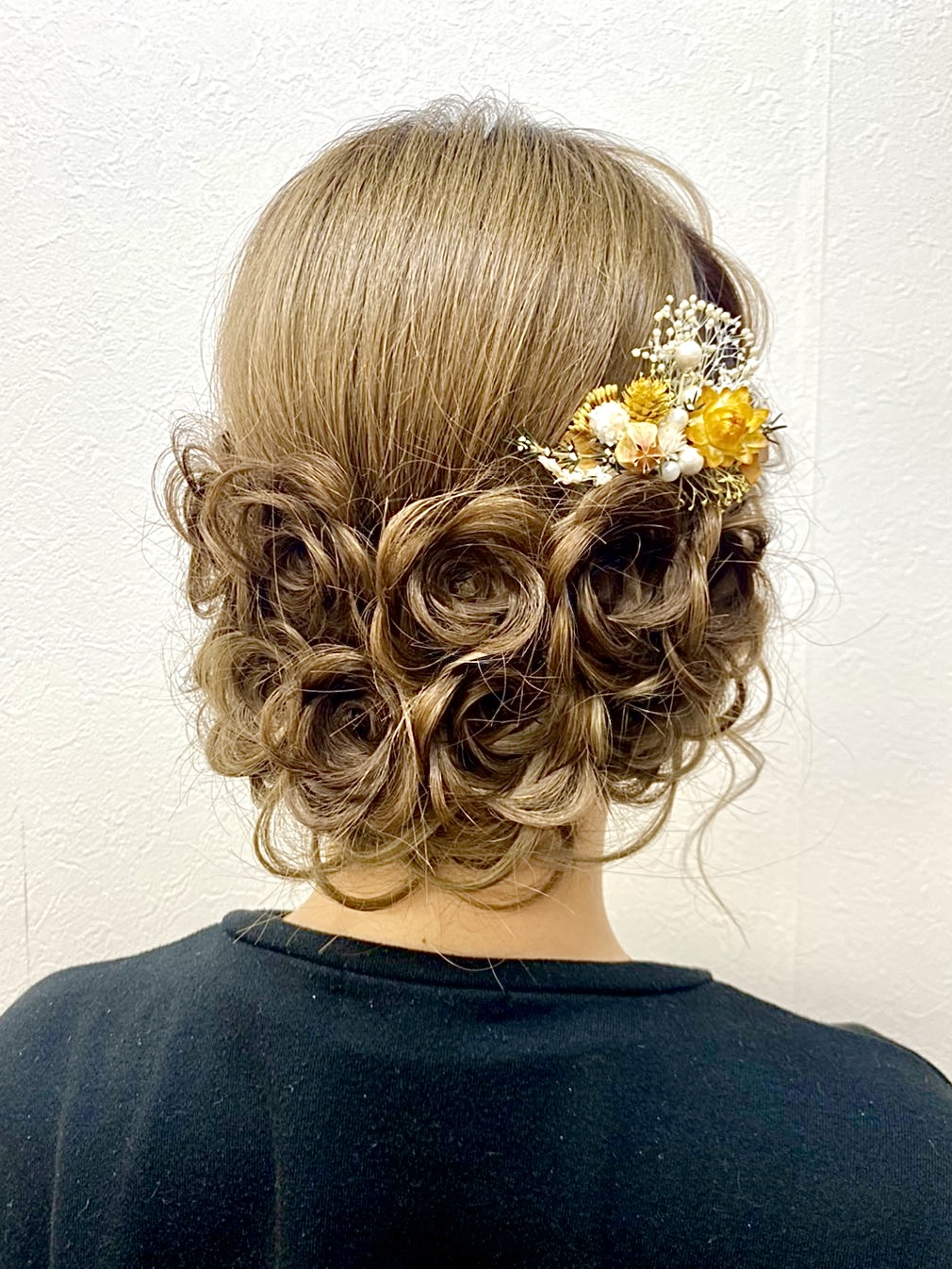 ため息が出る可愛さ♪『フルールヘアのローアップ』♪