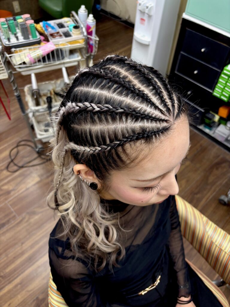 『ハーフコーンロウ』午前中施術NG☆電話予約のみ