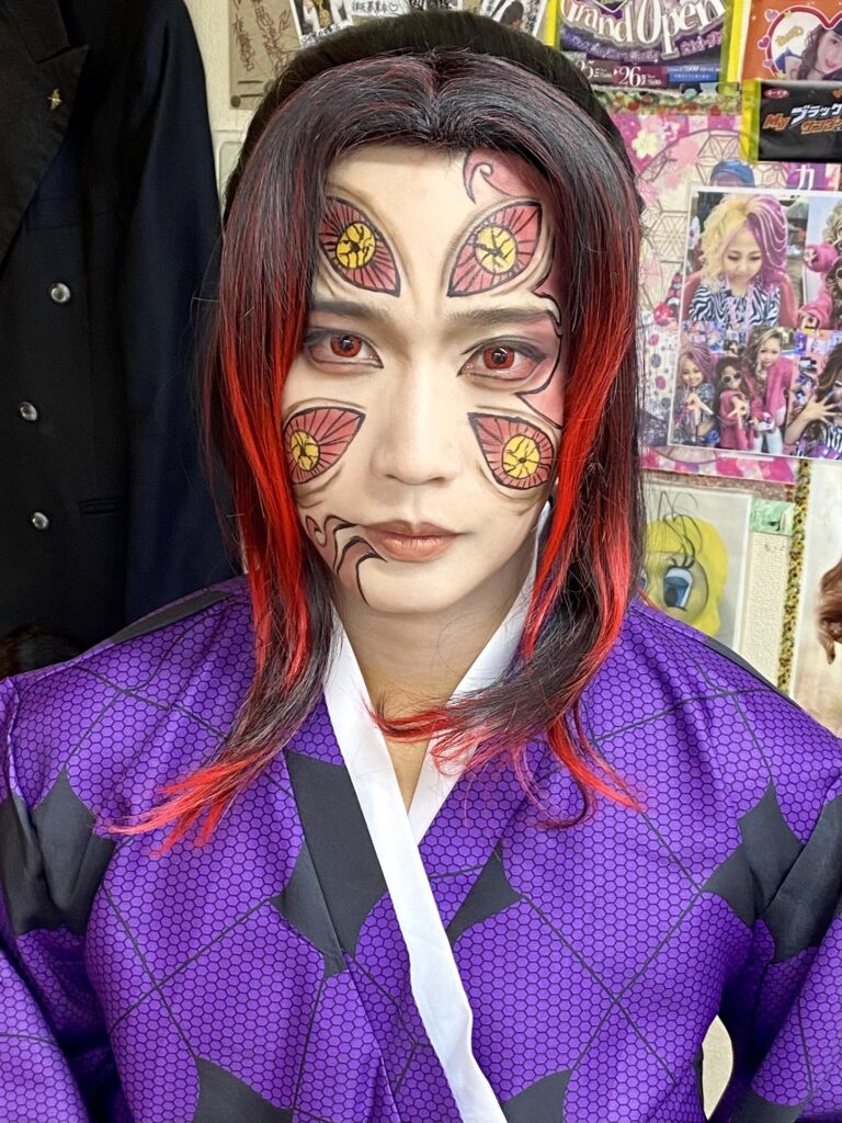 新宿☆ハロウィンメイク☆目がたくさん♪『鬼滅の黒死牟』追加料金あり