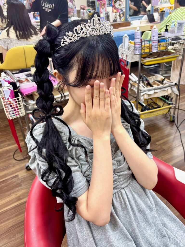 メチャメチャ可愛い♪『立体リボンツイン編みおろし+ひもリボン付き』